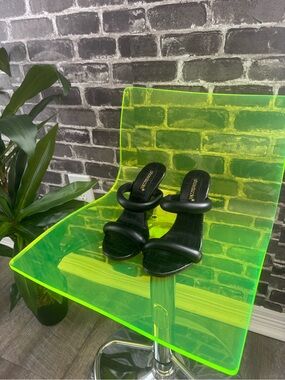 Shoe Dazzle Black Double-Padded Strap Block Heel Sandals